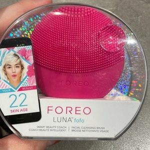 Brand new - unopened Foreo Luna fofo